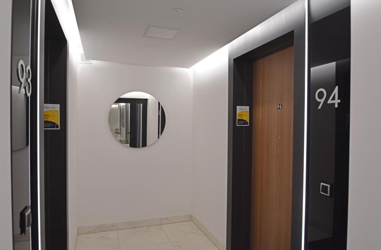 Sun Towers - Apartamenty Bryza - Apartamenty Z Parkingiem ชวีโนวิชแจ ภายนอก รูปภาพ