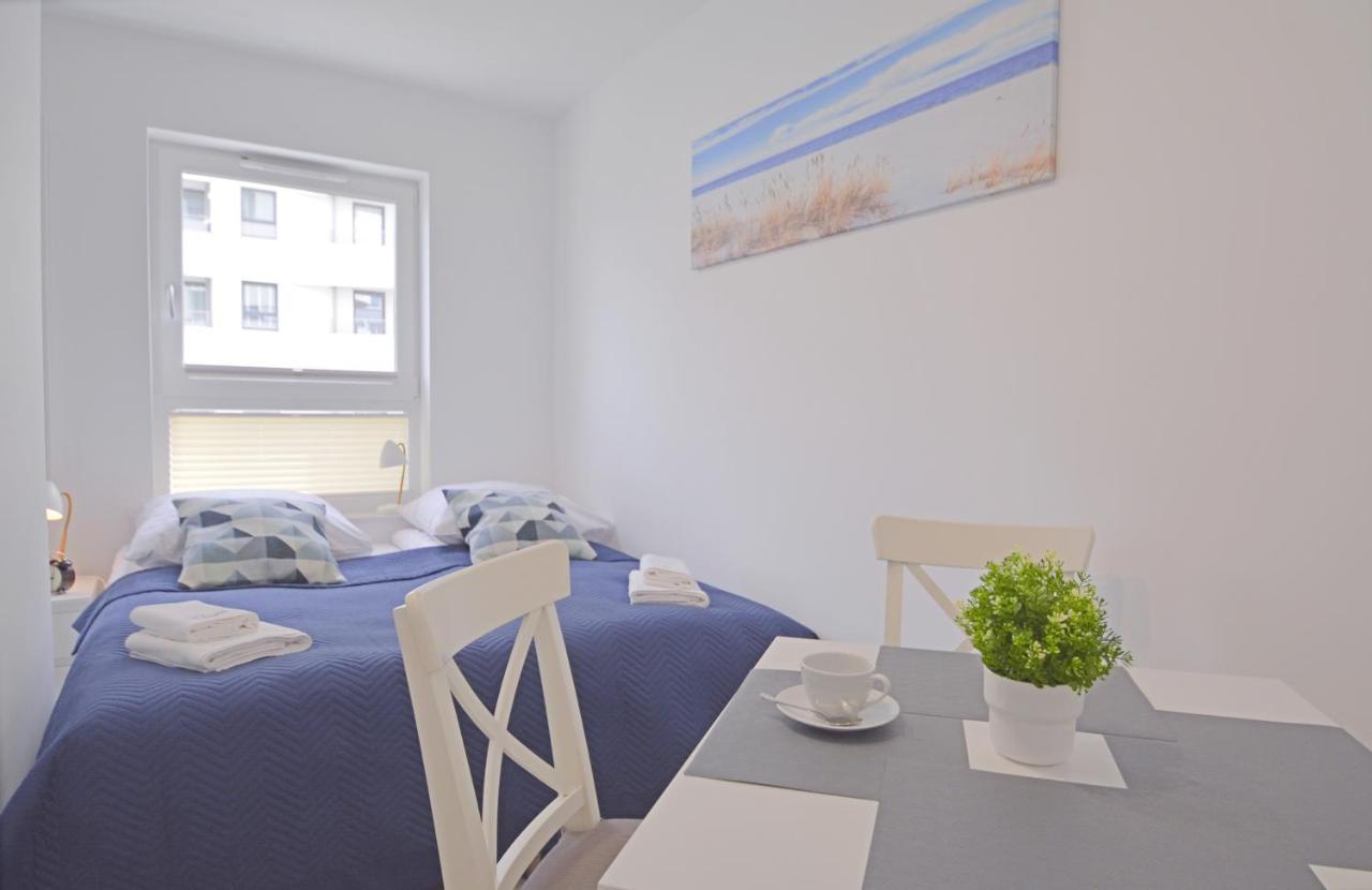 Sun Towers - Apartamenty Bryza - Apartamenty Z Parkingiem ชวีโนวิชแจ ภายนอก รูปภาพ