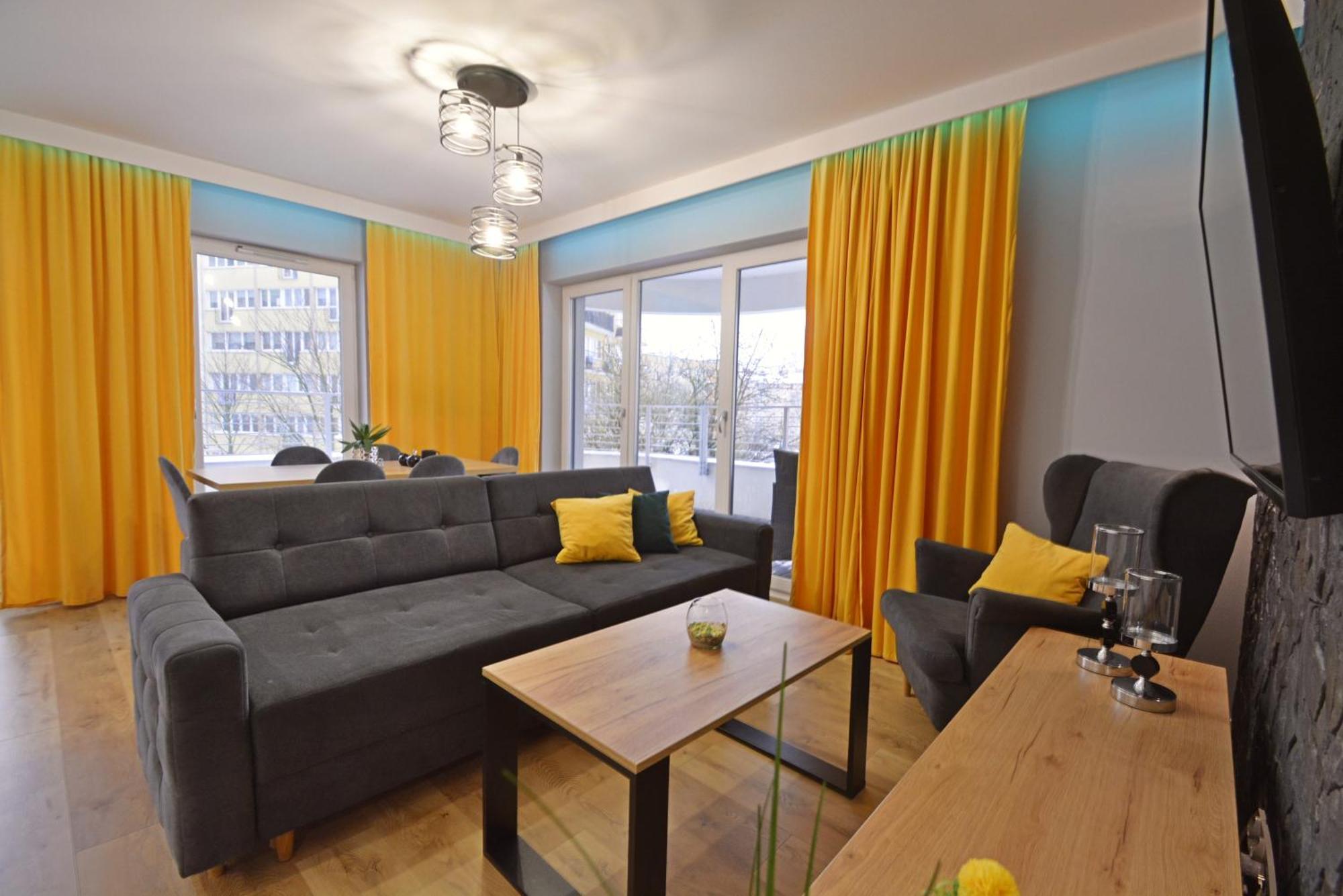 Sun Towers - Apartamenty Bryza - Apartamenty Z Parkingiem ชวีโนวิชแจ ภายนอก รูปภาพ