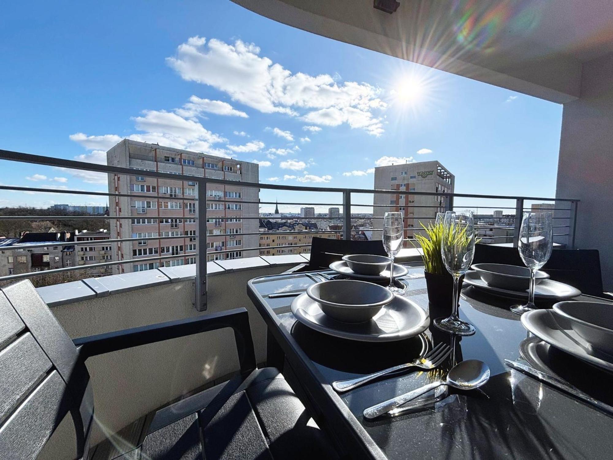 Sun Towers - Apartamenty Bryza - Apartamenty Z Parkingiem ชวีโนวิชแจ ภายนอก รูปภาพ