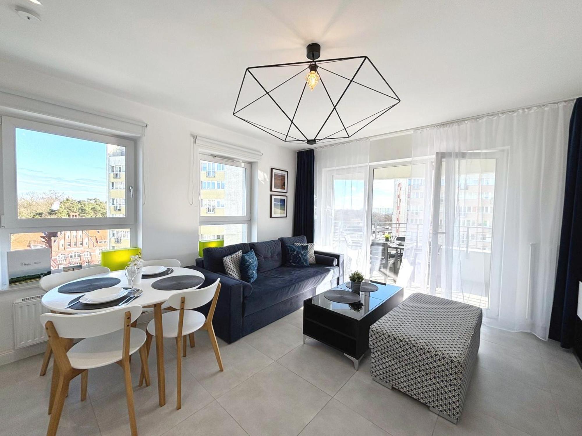 Sun Towers - Apartamenty Bryza - Apartamenty Z Parkingiem ชวีโนวิชแจ ภายนอก รูปภาพ