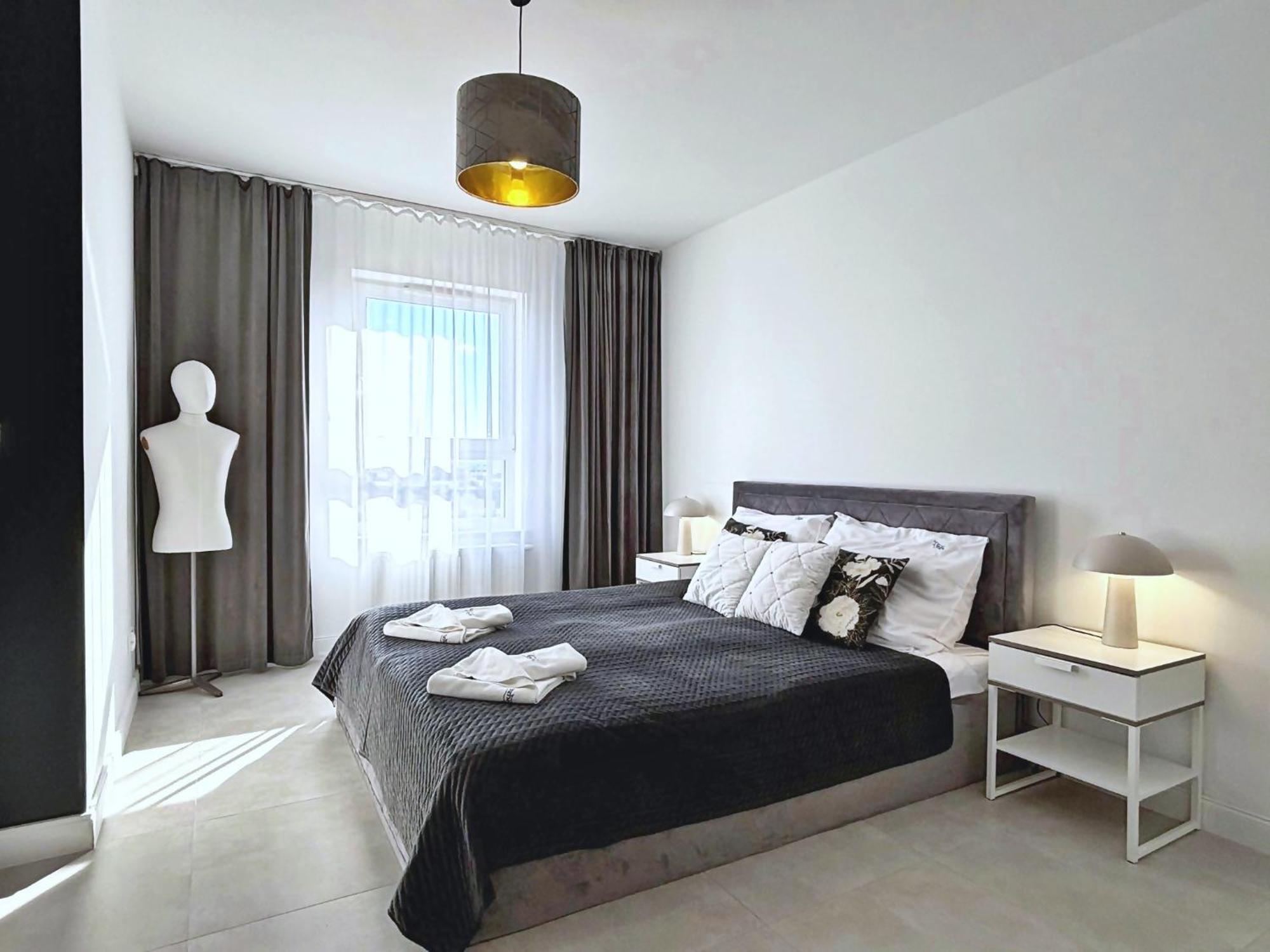 Sun Towers - Apartamenty Bryza - Apartamenty Z Parkingiem ชวีโนวิชแจ ภายนอก รูปภาพ