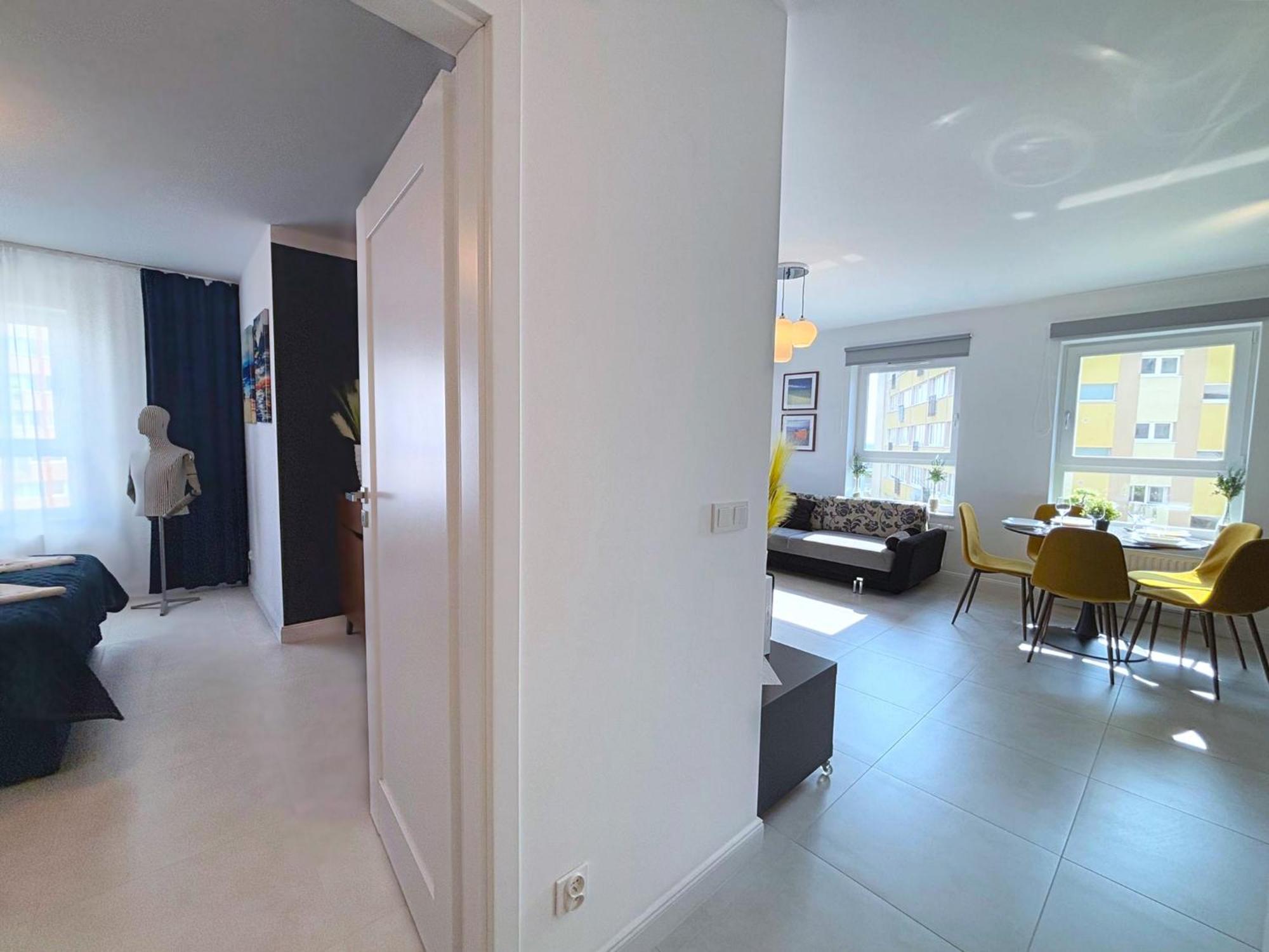 Sun Towers - Apartamenty Bryza - Apartamenty Z Parkingiem ชวีโนวิชแจ ภายนอก รูปภาพ